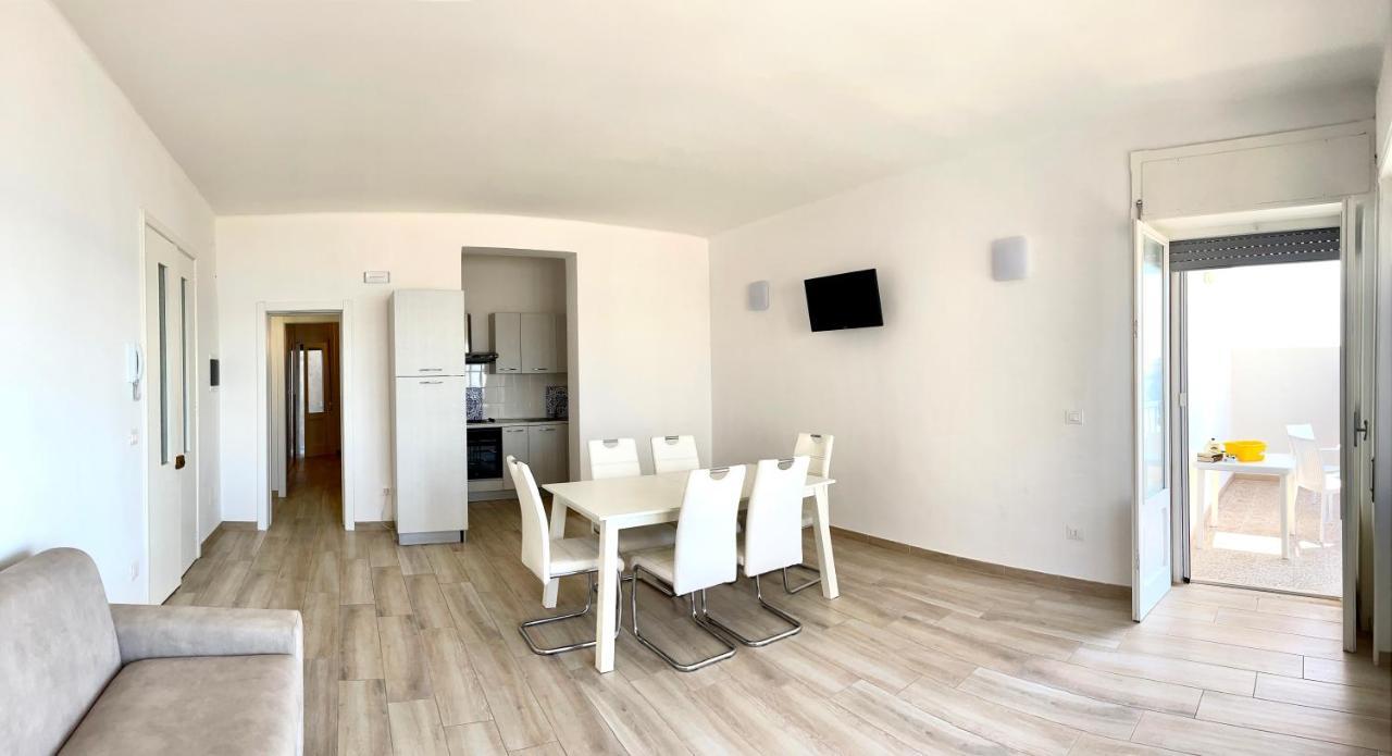 Ferienwohnung Viva Vista Mare Trilo Primo Piano Porto Cesareo Exterior foto